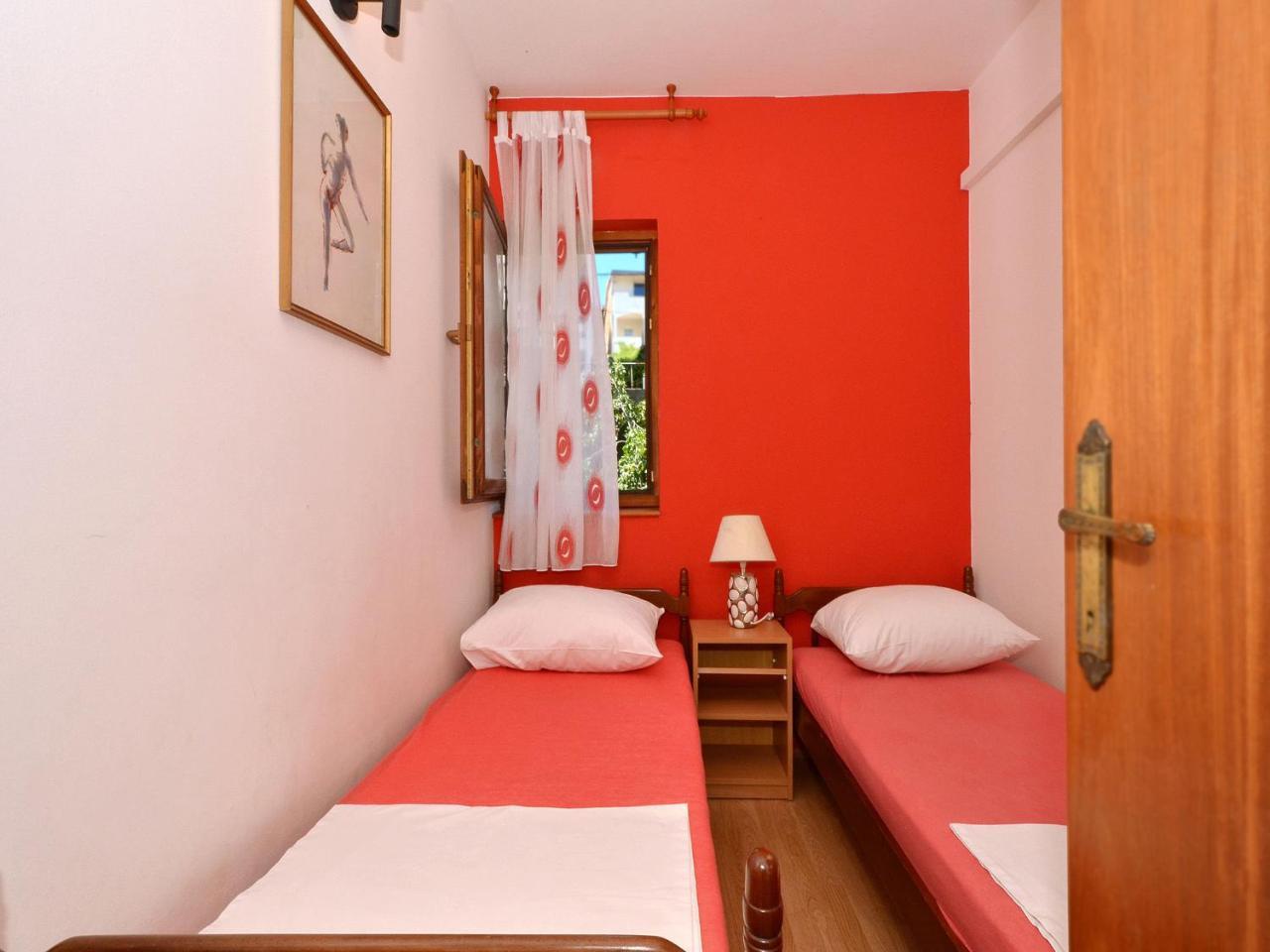 Apartments Josipa Трогир Экстерьер фото