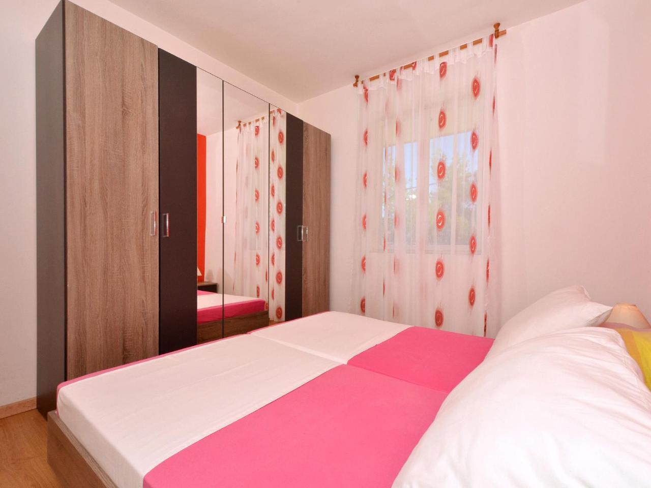 Apartments Josipa Трогир Экстерьер фото