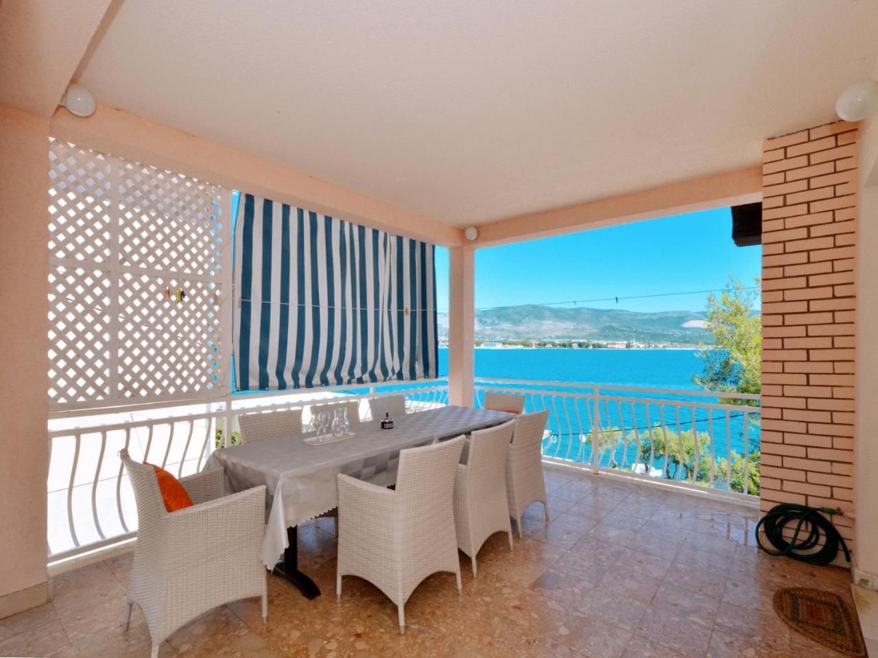 Apartments Josipa Трогир Экстерьер фото