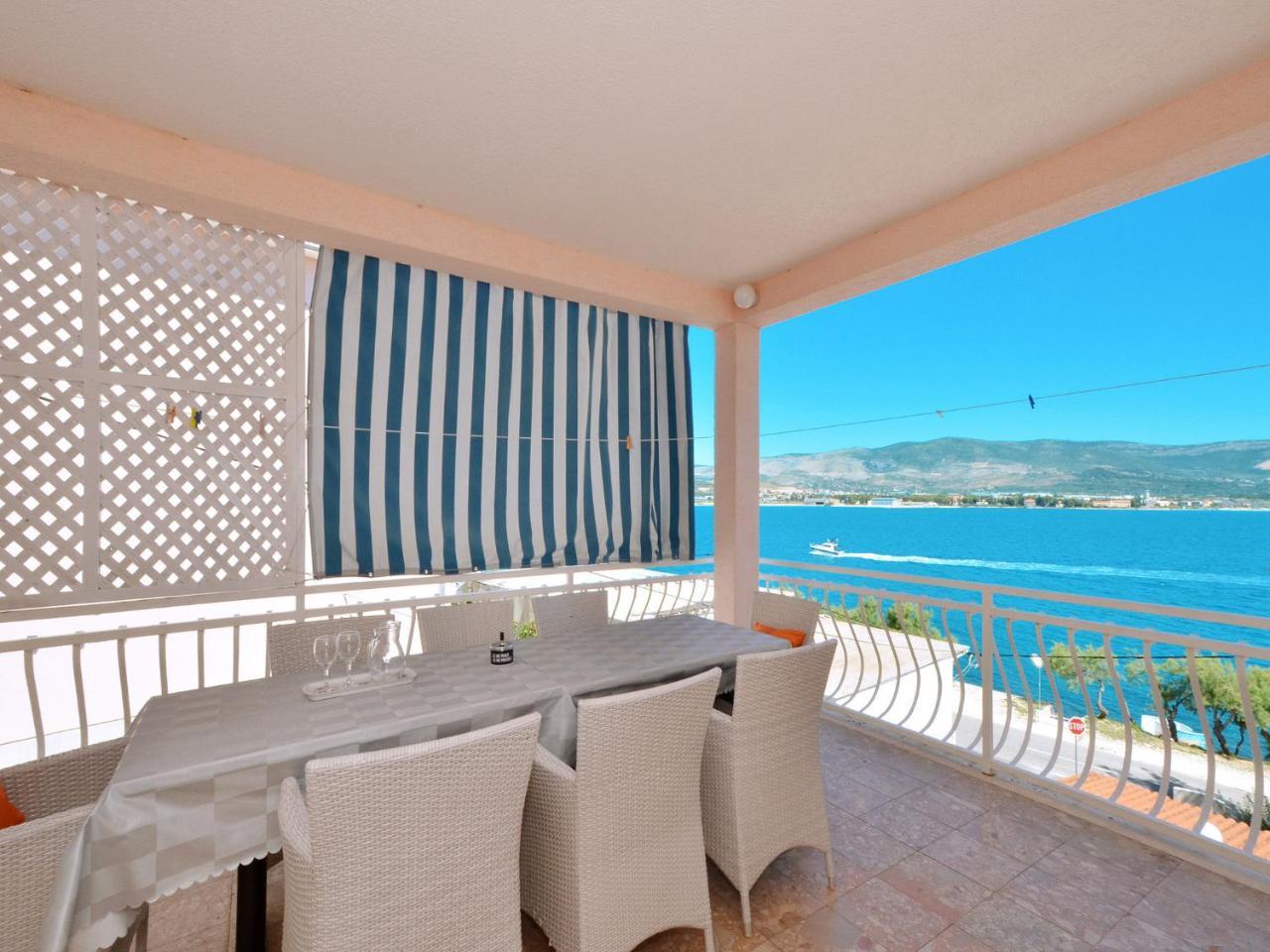 Apartments Josipa Трогир Экстерьер фото